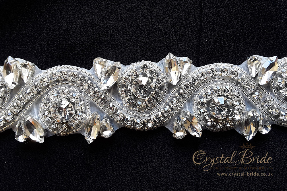Belt/Cristal motifs 1