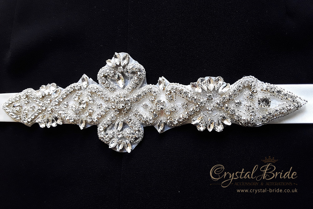 Belt/Cristal motifs 12