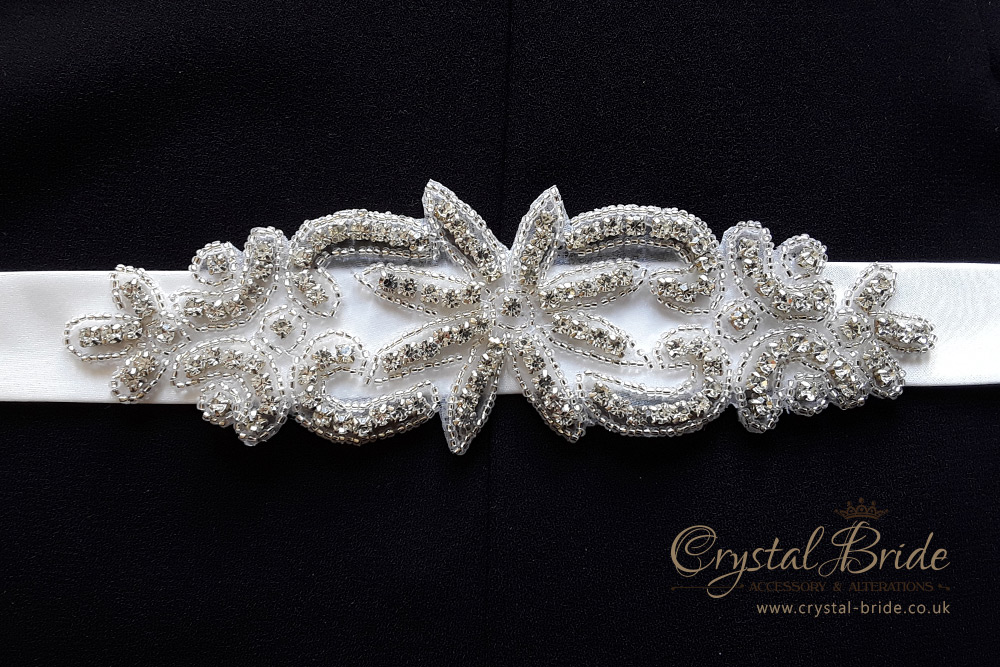 Belt/Cristal motifs 14