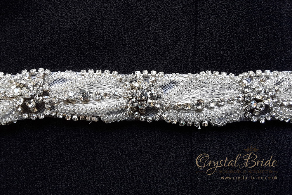 Belt/Cristal motifs 17