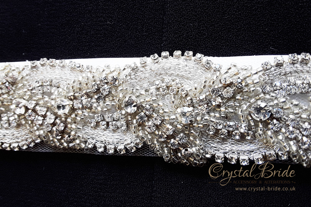Belt/Cristal motifs 19