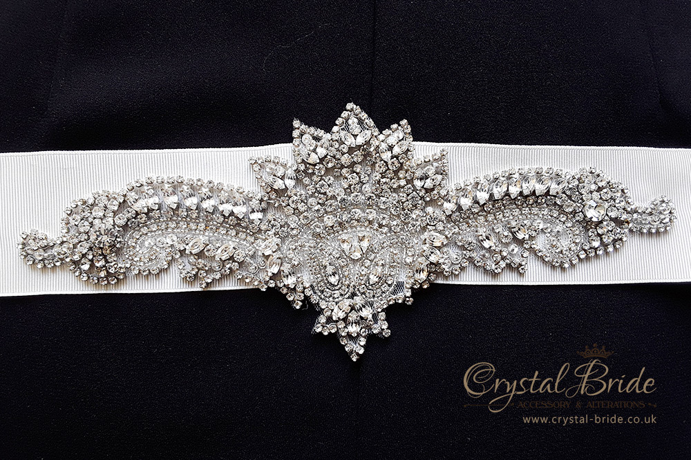 Belt/Cristal motifs 21