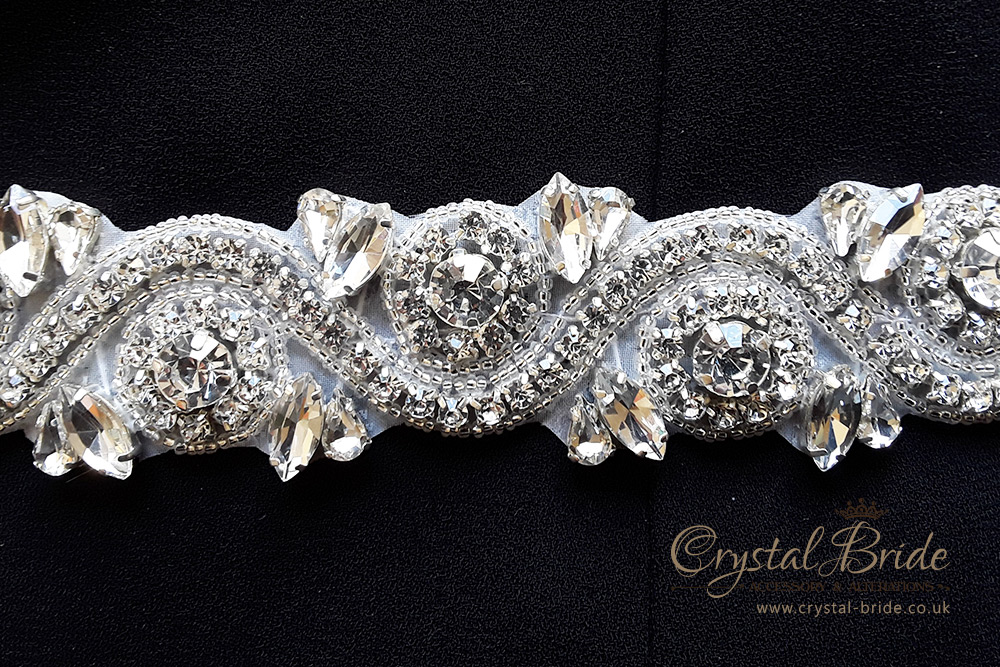 Belt/Cristal motifs 30