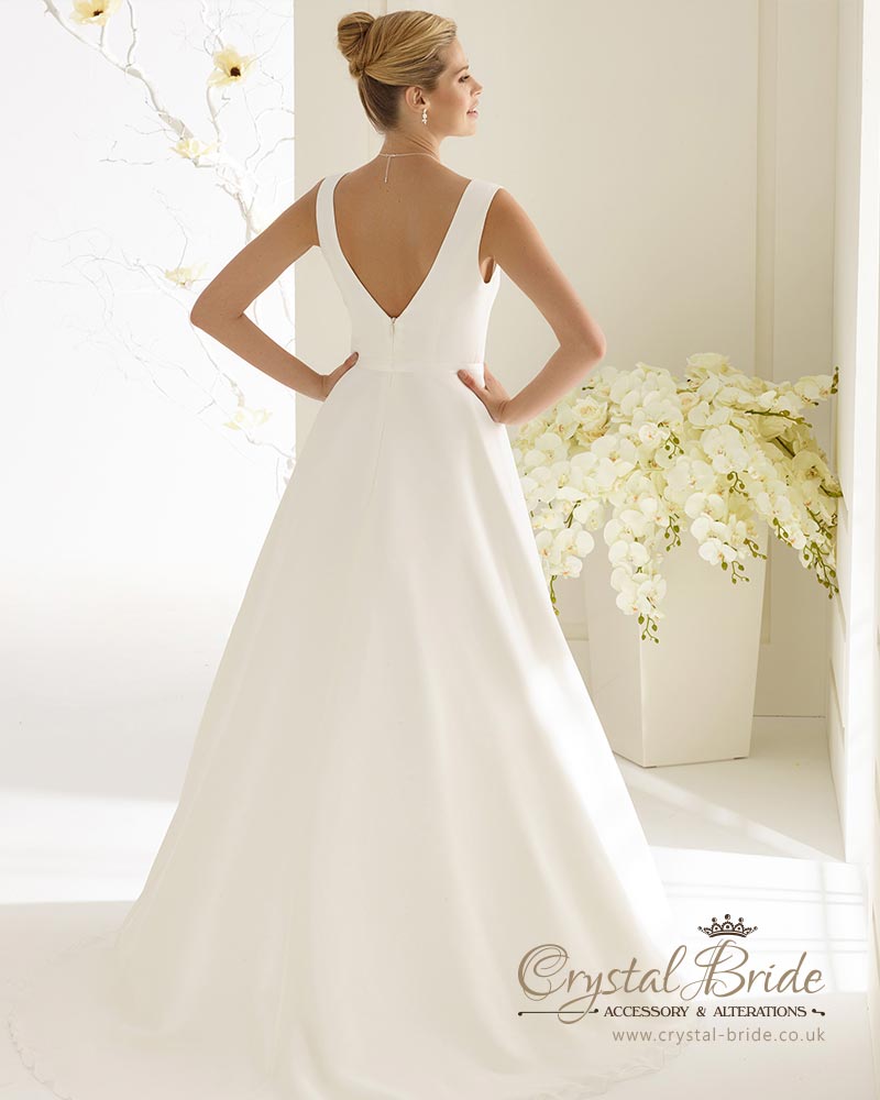 Dalila - Wedding Dress - Magdalena Crystal Bride - 3