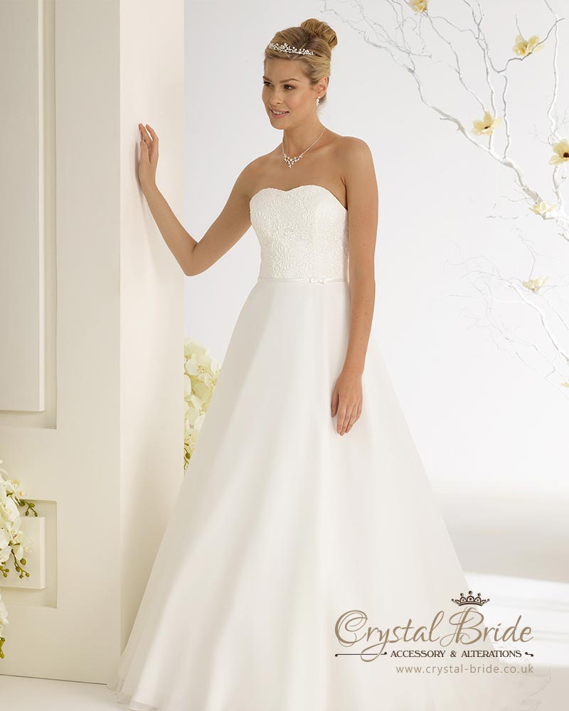 Hiacynt - Wedding Dress - Magdalena Crystal Bride - 1